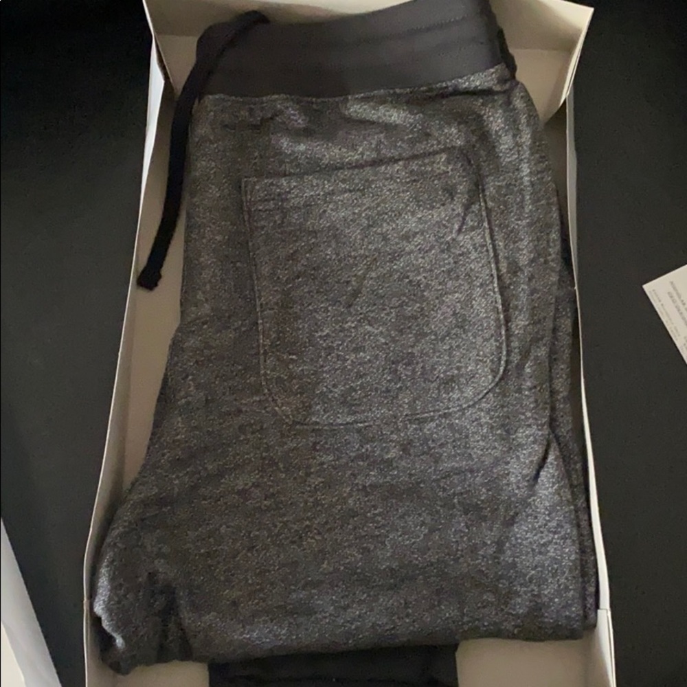 Men’s Joggers - Picture 2 of 4